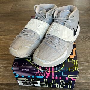 Kyrie 6 TB Wolf Grey